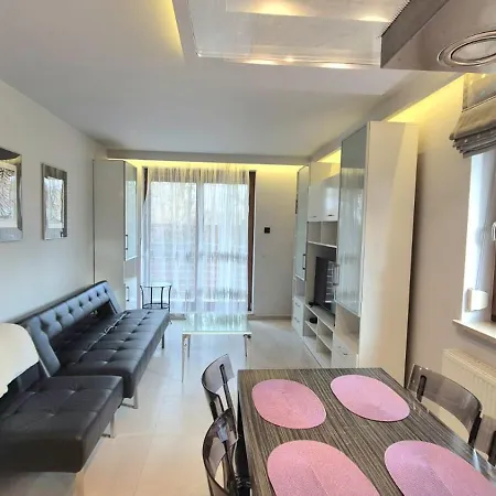 Z Ogrodem * Краков