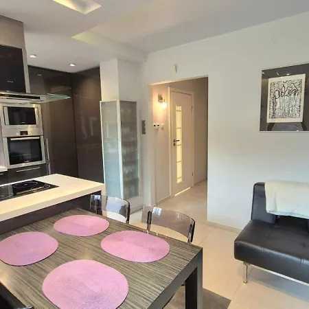 Апартаменты Z Ogrodem